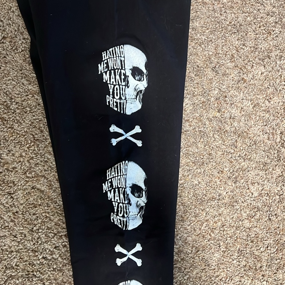 Beautiful Disaster full length leggings - Picture 2 of 5